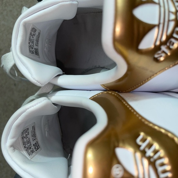 Adidas Gold and White Stan Smith - Picture 5 of 6